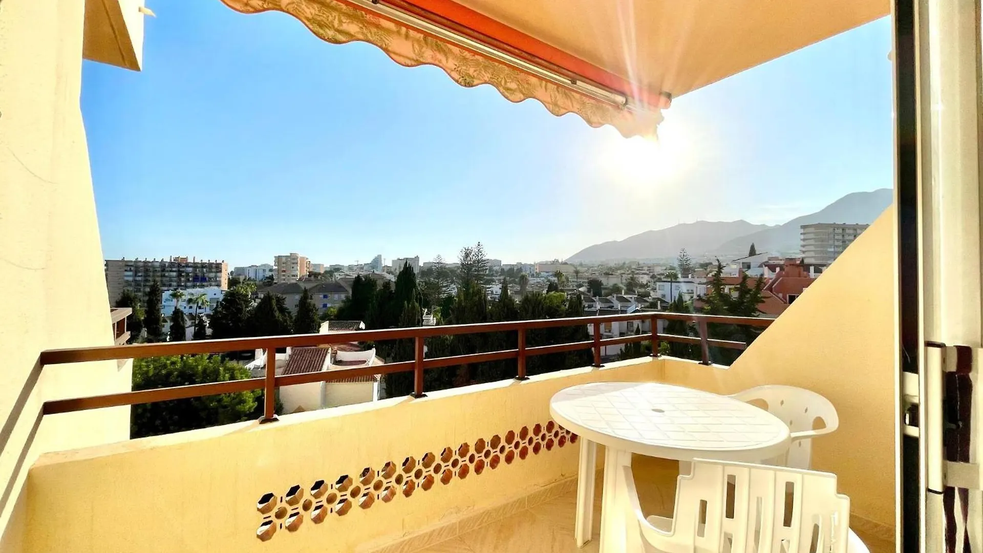 Nice Apartment With Communal Pool Torremolinos 0*,