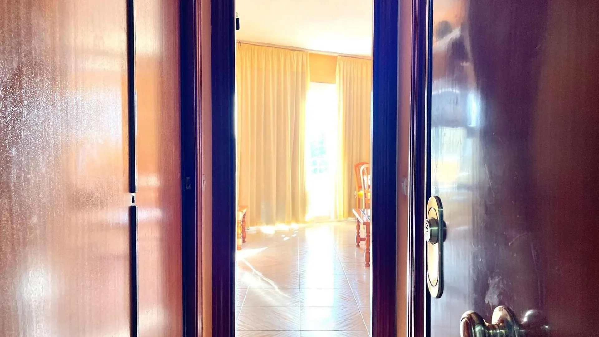 Nice Apartment With Communal Pool Τορρεμολίνος Ισπανία