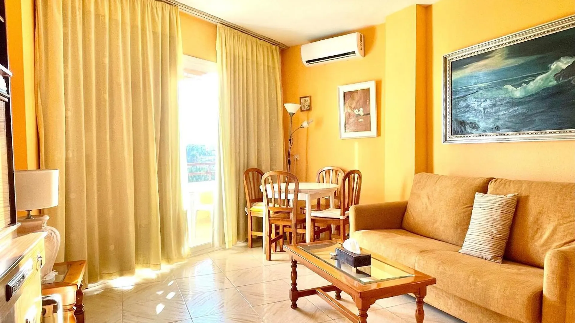 Nice Apartment With Communal Pool Torremolinos